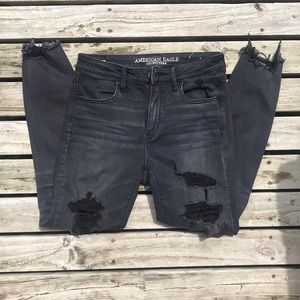 American Eagle black jeans with holes size 8